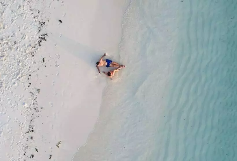 Ari Grand Hotel & Spa