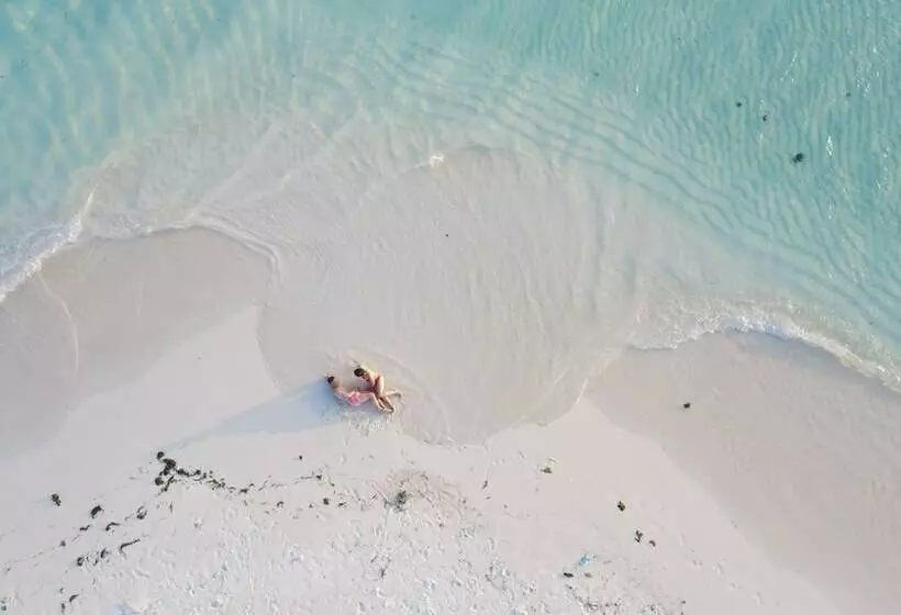 Ari Grand Hotel & Spa