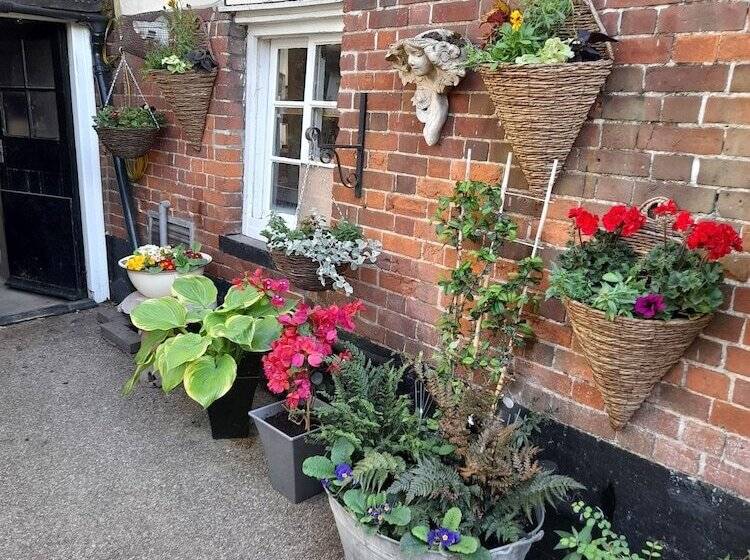 호텔 The Woolpack Inn