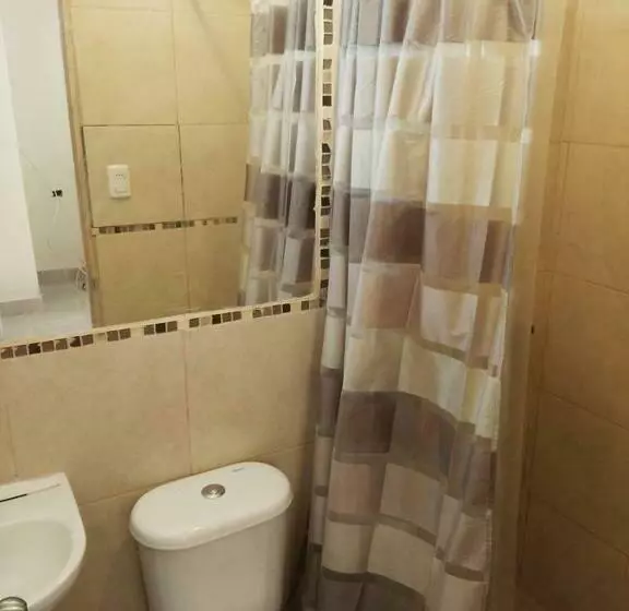 هاستل Hostal Cactus