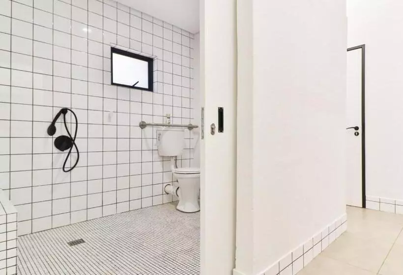 ユースホステル Thuto Centre Conferencing & Bush Lodge