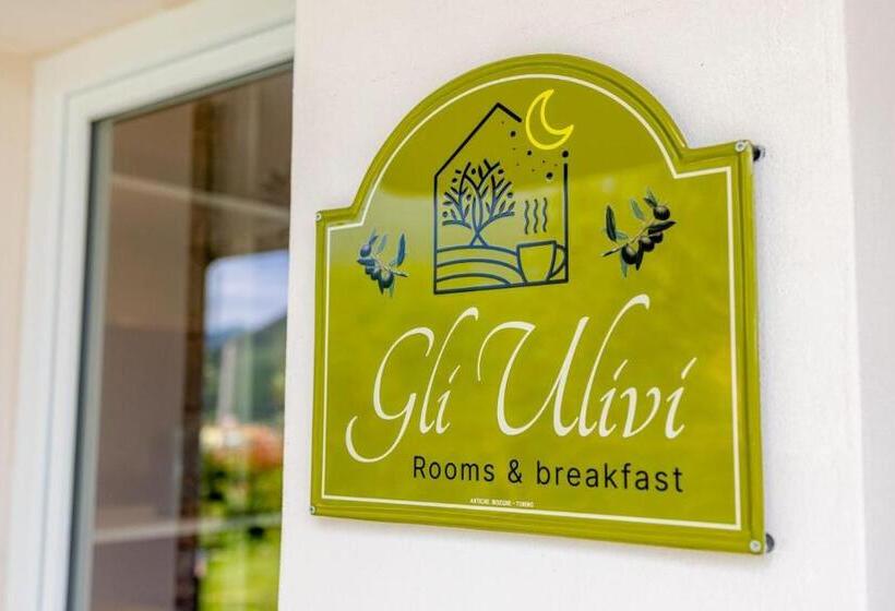 مبيت وإفطار Gli Ulivi Rooms And Breakfast
