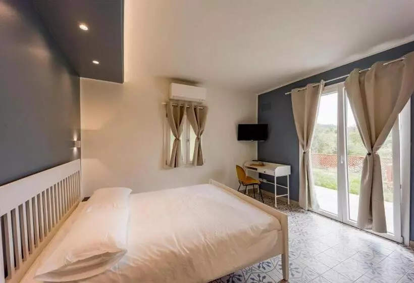 تختخواب و صبحانه Gli Ulivi Rooms And Breakfast