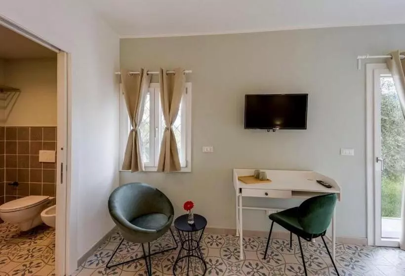 تختخواب و صبحانه Gli Ulivi Rooms And Breakfast