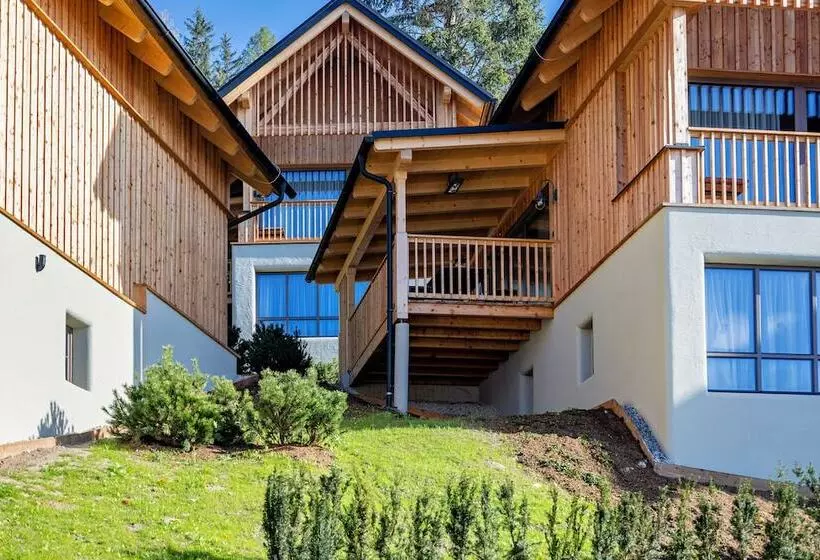 Hideaway Hotel Montestyria Chalets & Suiten