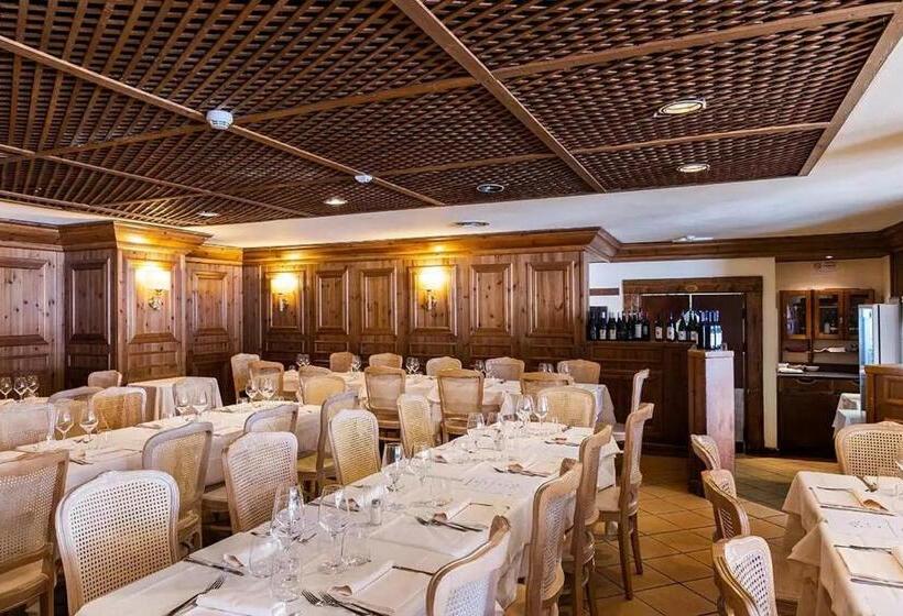 Room In Hotel Alaska