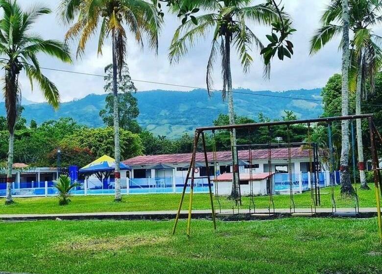 בית מלון כפרי El Palmar