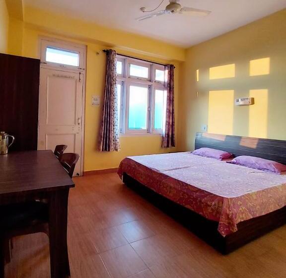 Hotel Gautam Sadan Ii