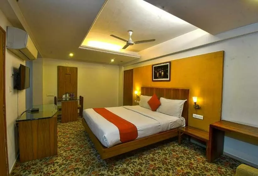 Hotel Pearl Kolhapur1