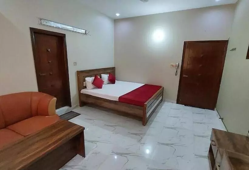 پانسیون Karachi Inn Guest House