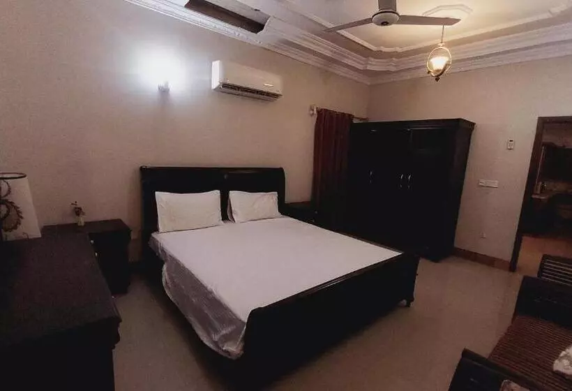 پانسیون Karachi Inn Guest House