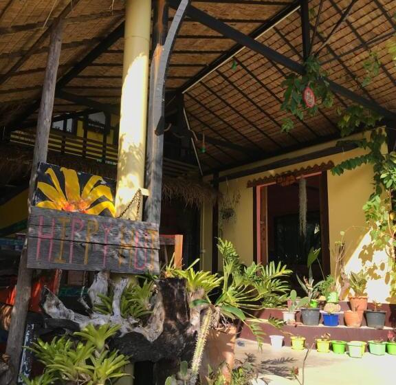 پانسیون Hippy Hut Koh Chang