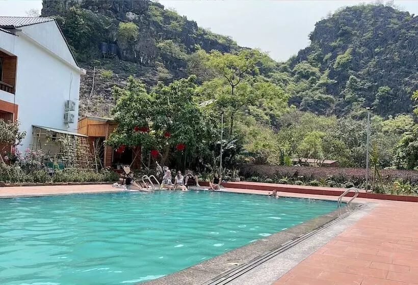 Trang An Resort