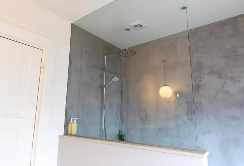 ベッドアンドブレックファースト Guesthouse Thoez