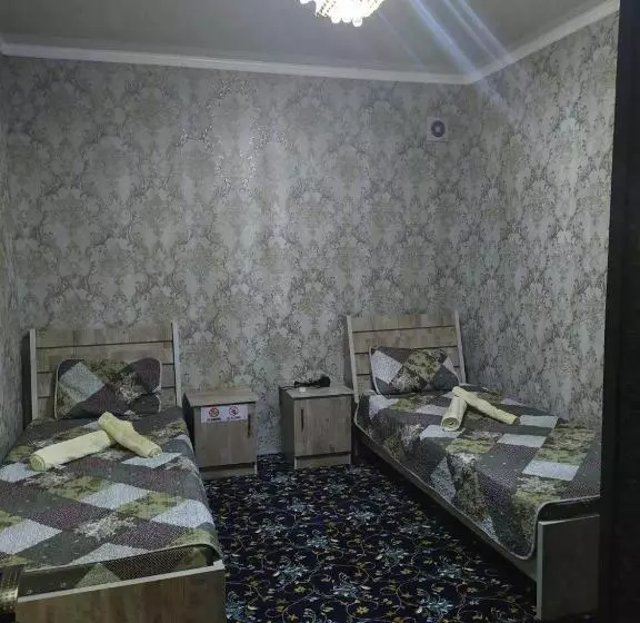ベッドアンドブレックファースト Uvaysiy Family Guest House