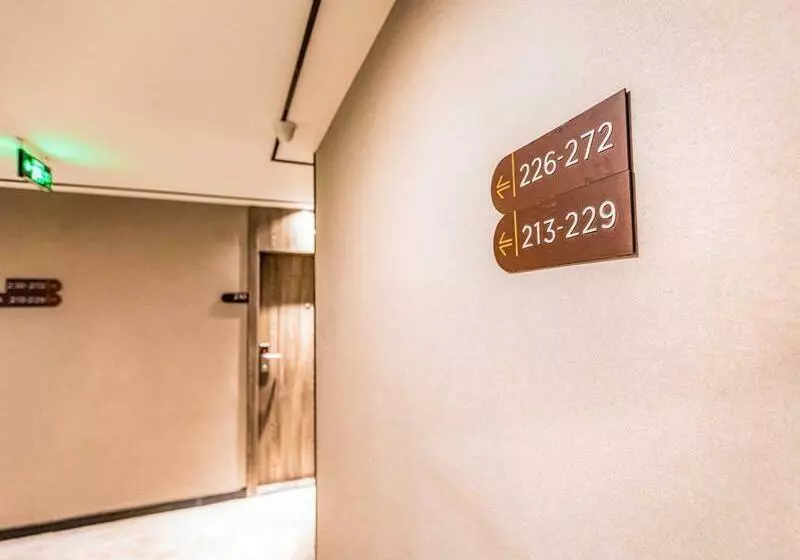 Hotelli 7days Premium Chengdu Giant Panda Base Sanhechang Subway Station Branch