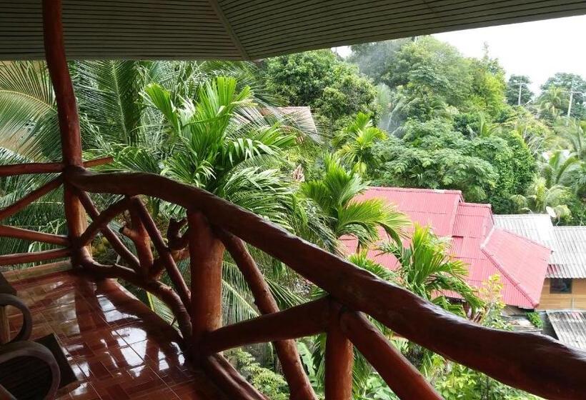 Hotel Bang Son Golden View