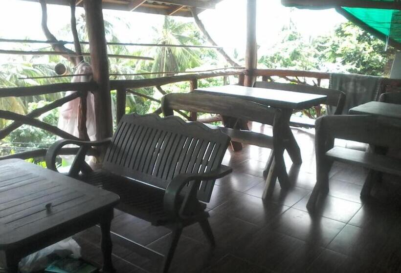 Hotel Bang Son Golden View