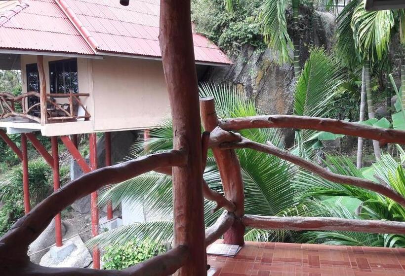 Hotel Bang Son Golden View