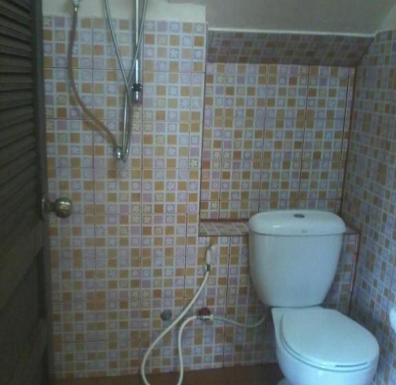 Hotel Bang Son Golden View