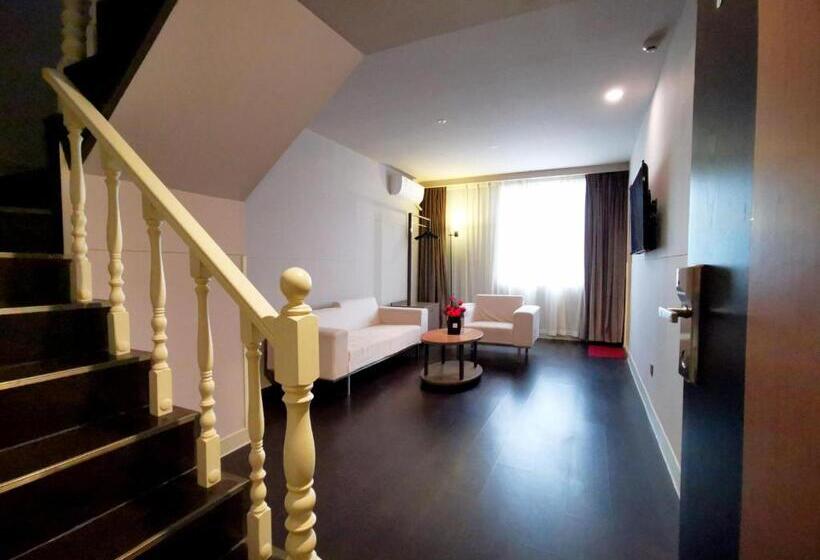 ホテル Jinjiang Inn Select Jining Qufu Scenic Spot North Gulou Street