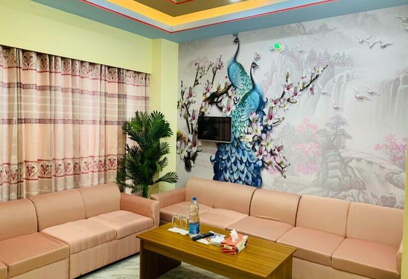 هتل Pushpo Bilash