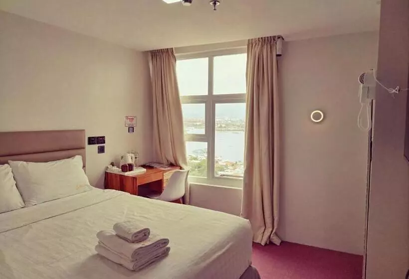 هتل Sempre Premier Inn   Mactan Airport