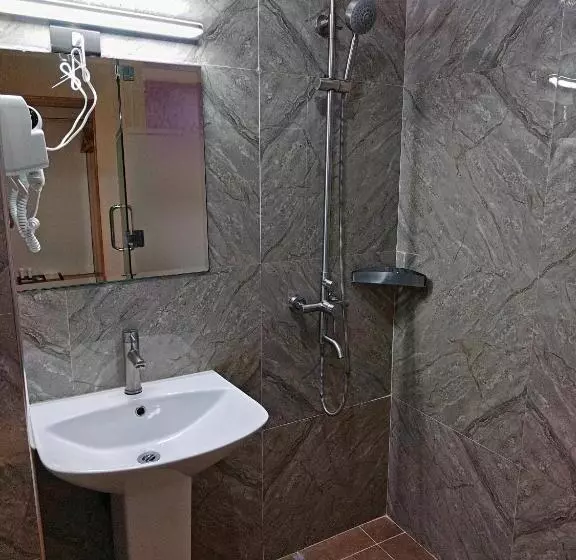 هتل Sempre Premier Inn   Mactan Airport