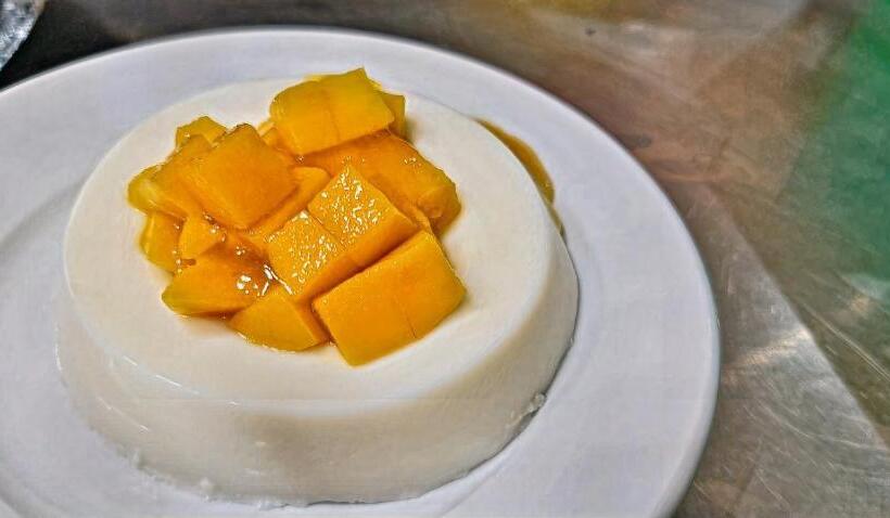 בית מלון כפרי Sempre Premier Inn   Mactan Airport