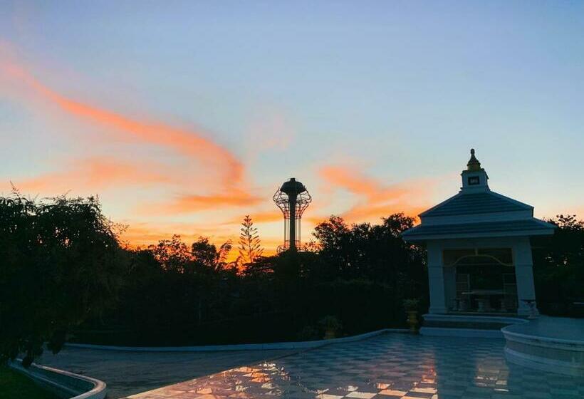 Khengpa Cafe & Resort