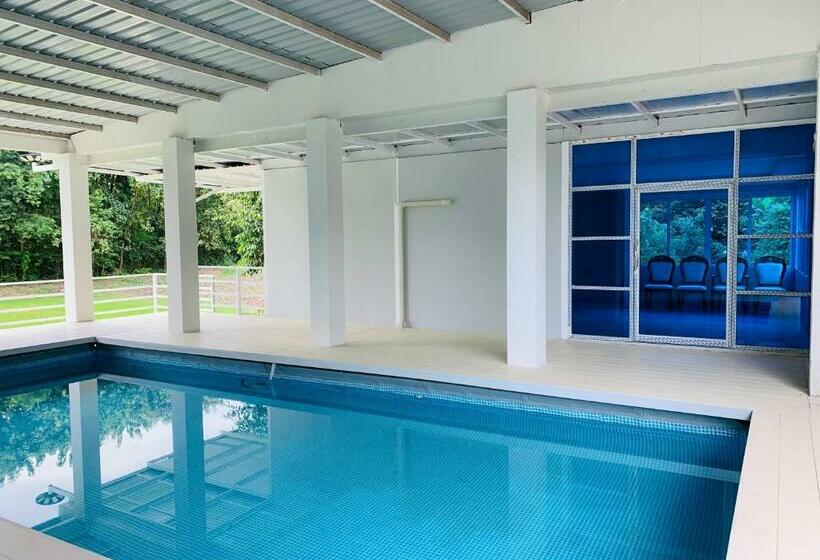 Khengpa Cafe & Resort