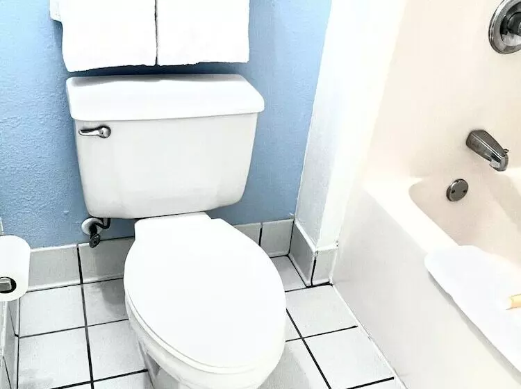 Retkeilymaja Bayou Inn & Suites