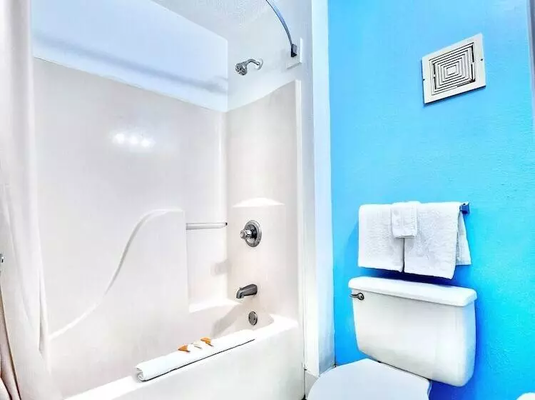 Retkeilymaja Bayou Inn & Suites