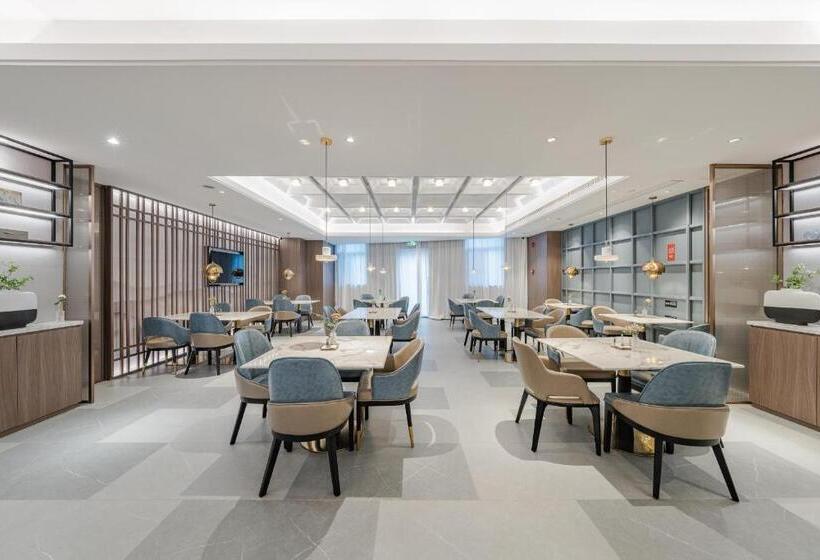 Atour Hotel Jiaxing Pinghu