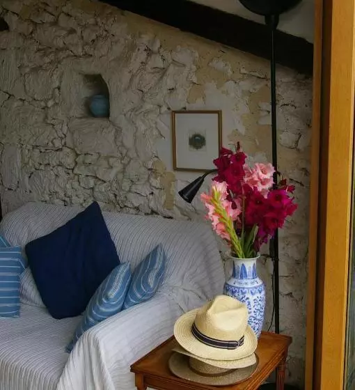 Aamiaismajoitus (B&B) L Ancienne Forge 27 Rue De La Crèche Bourg Born