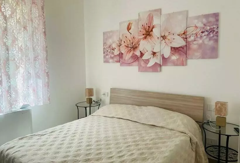 تختخواب و صبحانه La Casa Di Chiara