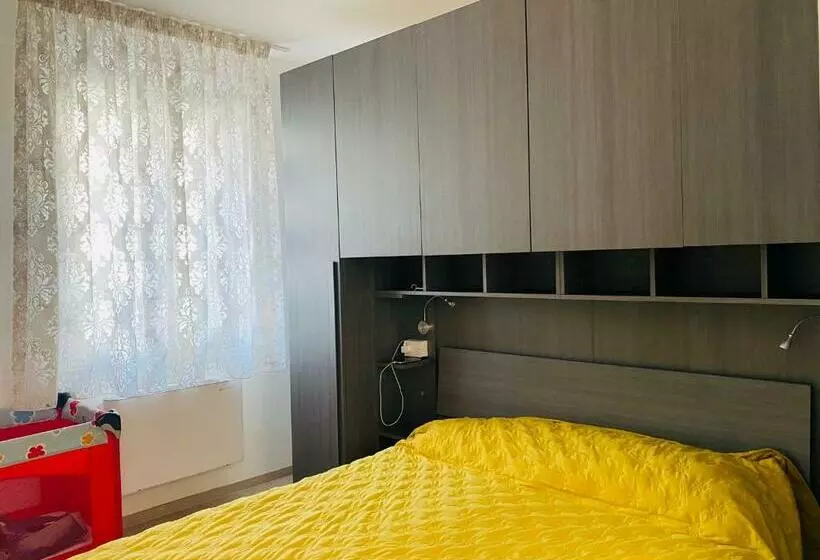 تختخواب و صبحانه La Casa Di Chiara