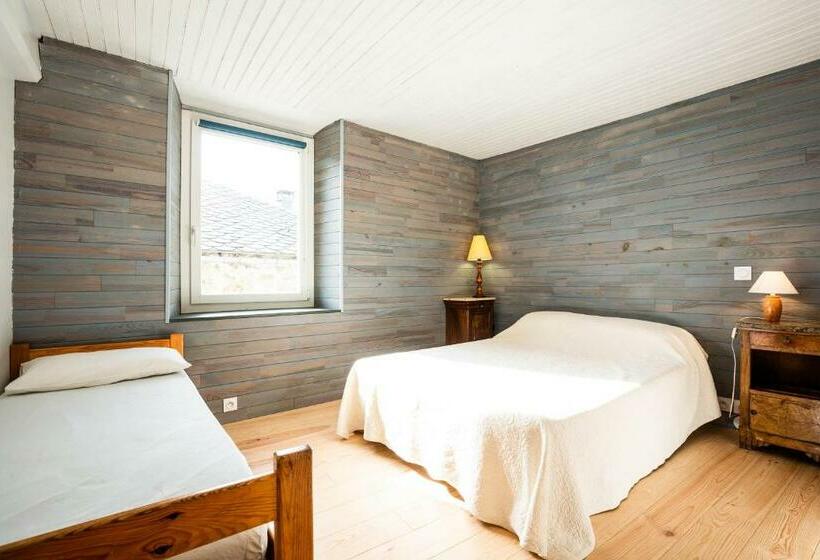 تختخواب و صبحانه Maison Sarda