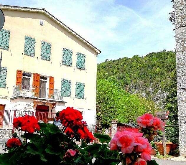 בית מלון כפרי Agriturismo Poggio Alla Luna