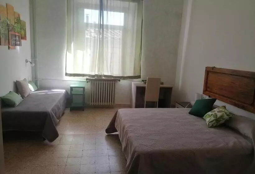 ホテル Agriturismo Poggio Alla Luna