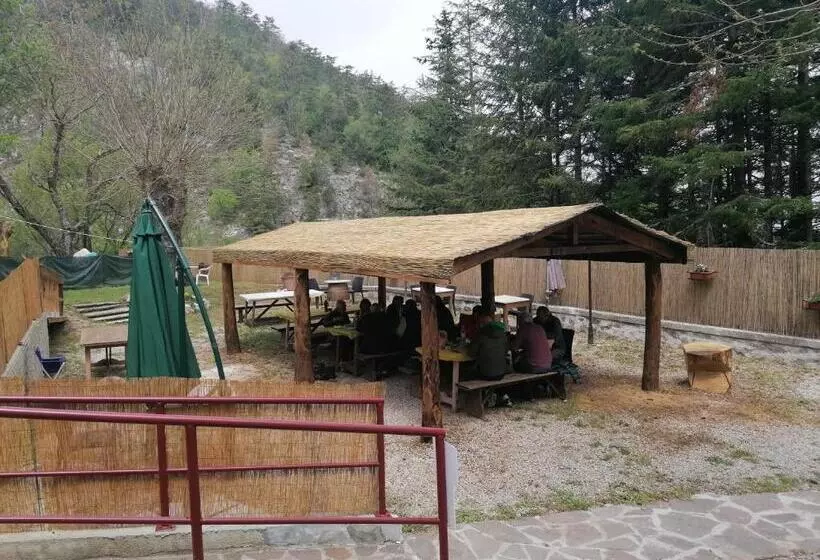 ホテル Agriturismo Poggio Alla Luna