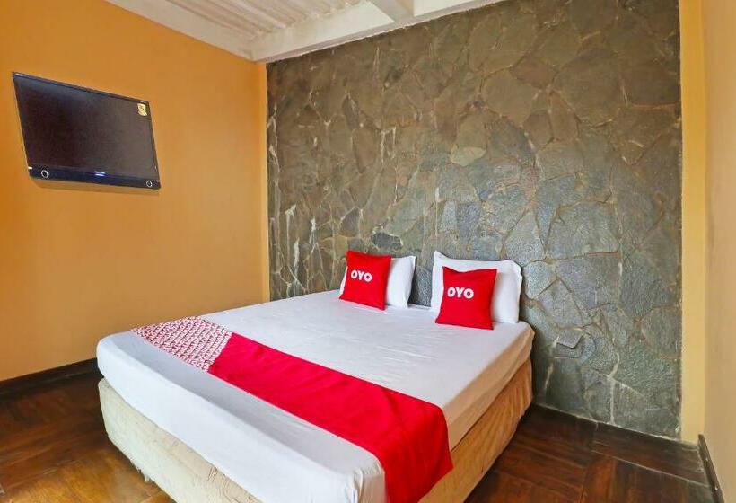 בית מלון כפרי Capital O 91741 Jayagiri