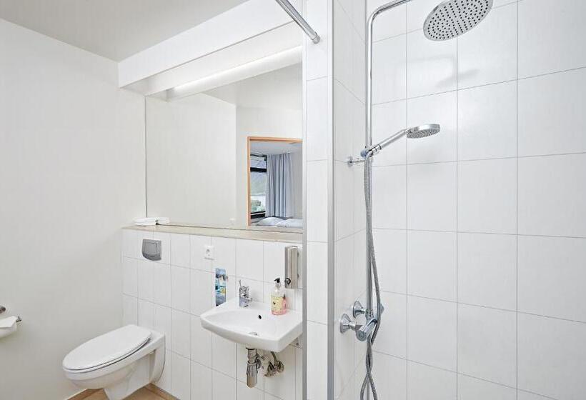 هتل Hótel Torfnes