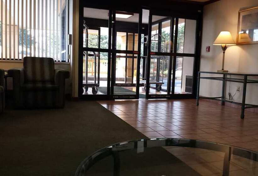 فندق Norwood Inn & Suites Indianapolis