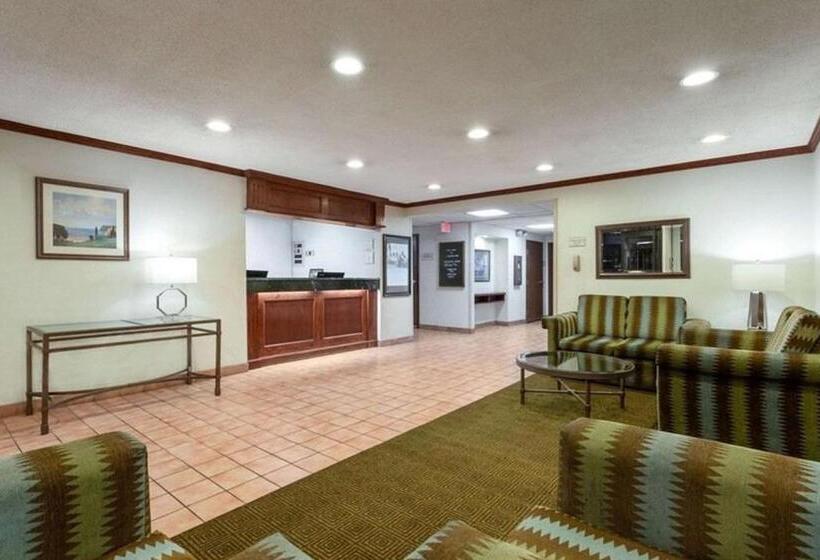 فندق Norwood Inn & Suites Indianapolis