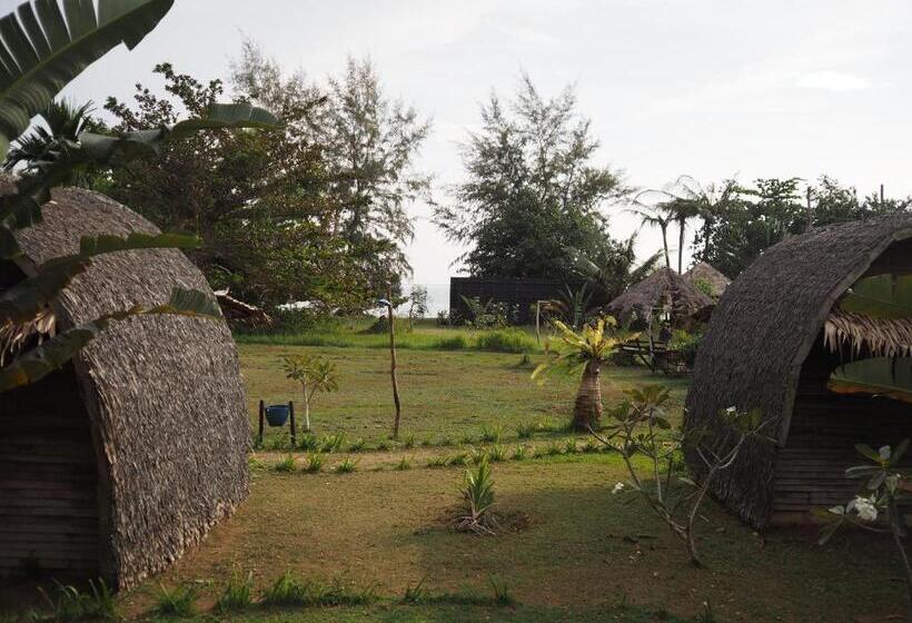 Monkey Island Resort Koh Mak