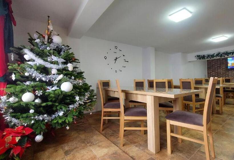 Pensiunea Luca Straja