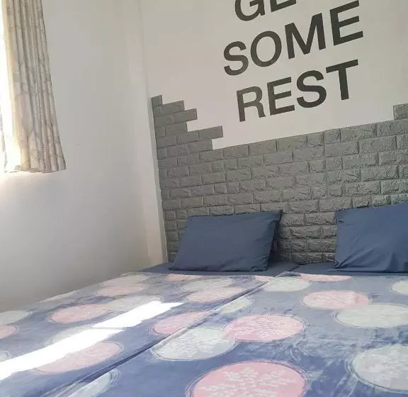 تختخواب و صبحانه Take A Rest At Nakhon Phanom