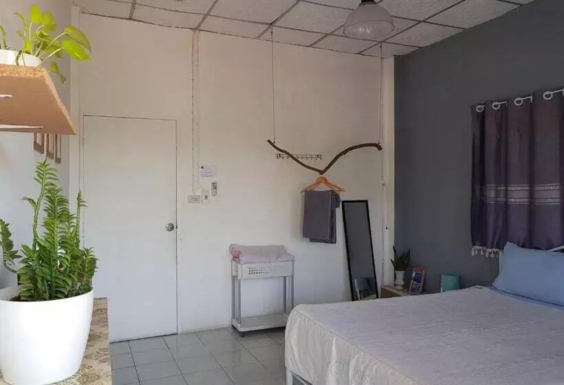 تختخواب و صبحانه Take A Rest At Nakhon Phanom