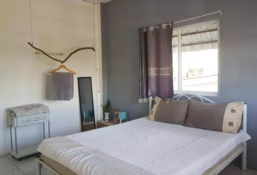 تختخواب و صبحانه Take A Rest At Nakhon Phanom